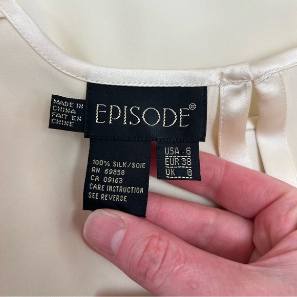 EPISODE Silk Cream Colored Long sleeve Blouse - Picture 8 of 9